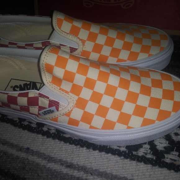 1 LEFT🆕Vans | Classic Slip-On Checkerboard Shoes Multi Color -Red Blue & Orange - Picture 12 of 12